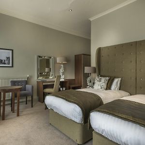 Classic Twin Room